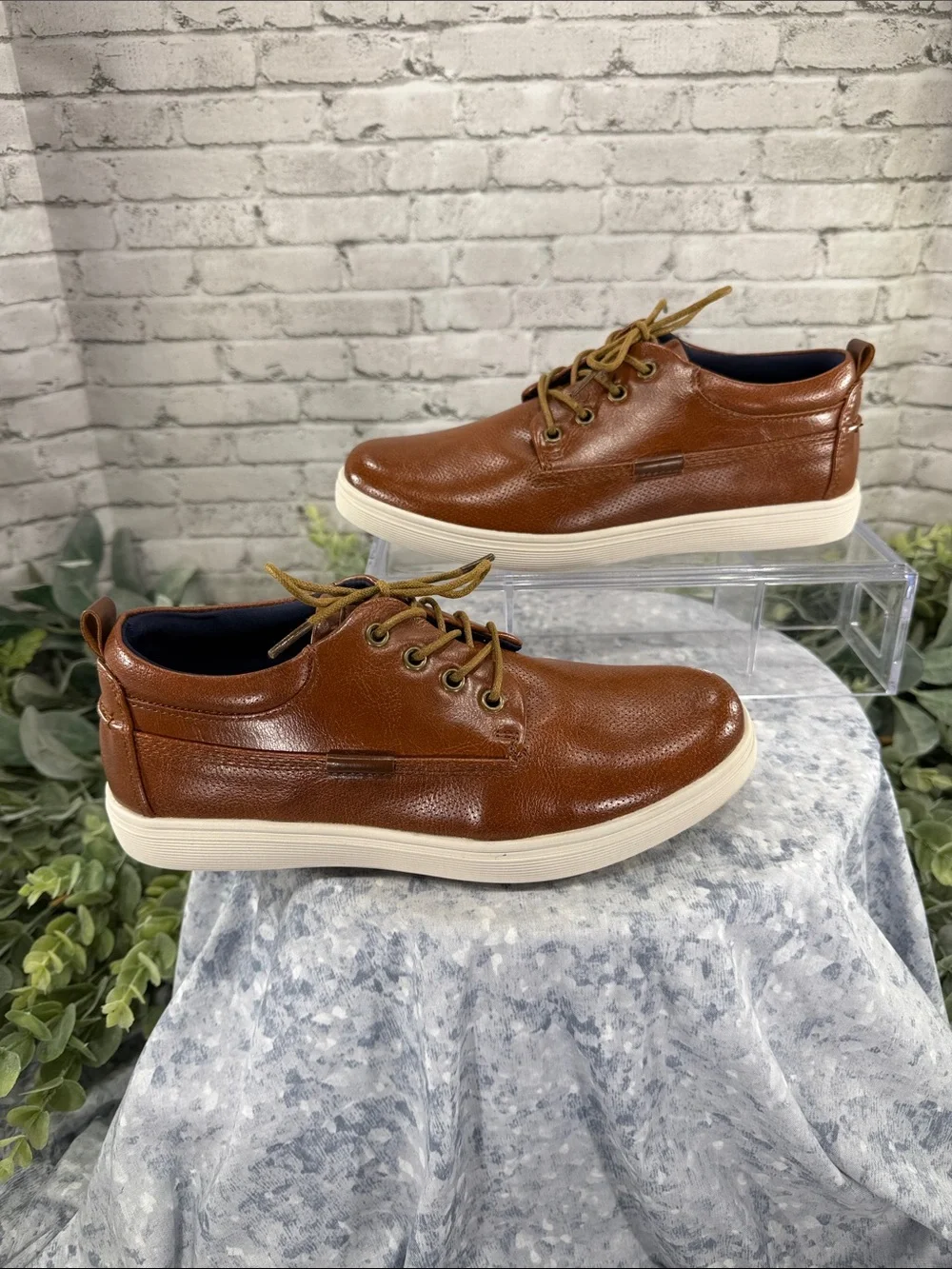 ASHFORD HAYES “Dozer” Caramel Perforated Round-Toe Dress Casual Oxfords Boys 5M